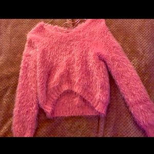 Cropped Pink fluffy sweater